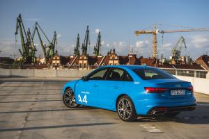 Audi A4 45 TFSI Quattro S-Line 2019 года  (WW)